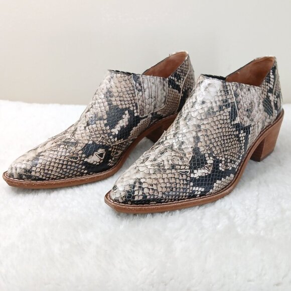Madewell The Cline Western Bootie in Snake Embossed Leather Size 7.5 - Picture 2 of 11
